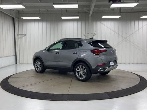 Used 2023 Buick Encore GX Essence w/ Experience Buick Package image 6