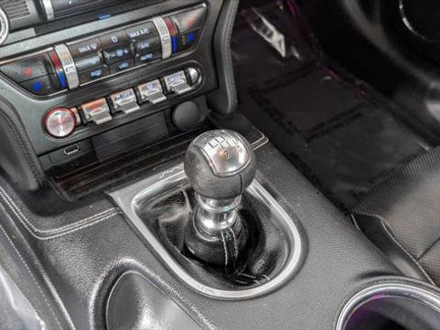 Used 2019 Ford Mustang GT Premium w/ Equipment Group 401A RWD image 28