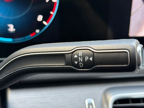 Used 2023 Mercedes-Benz GLE 350 4MATIC image 21