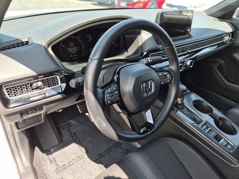 Used 2025 Honda Civic Sport image 14