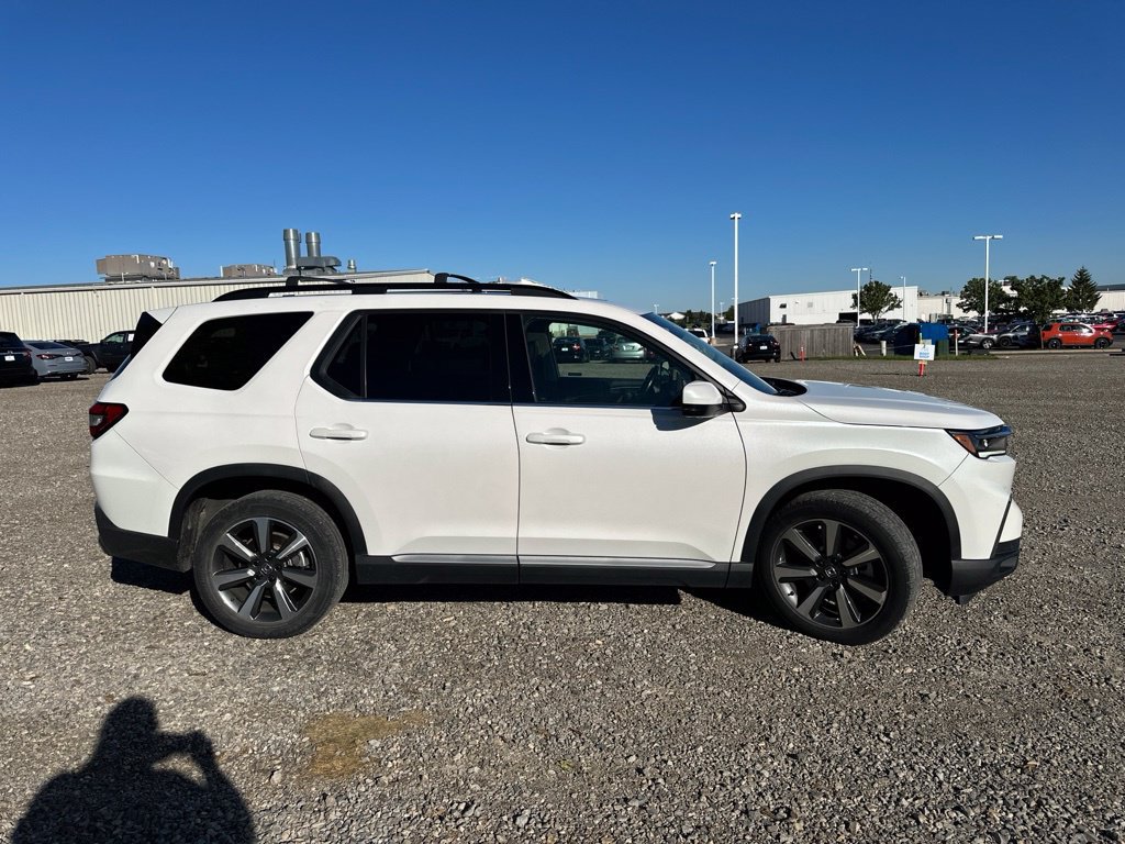 Used 2024 Honda Pilot Elite image 14
