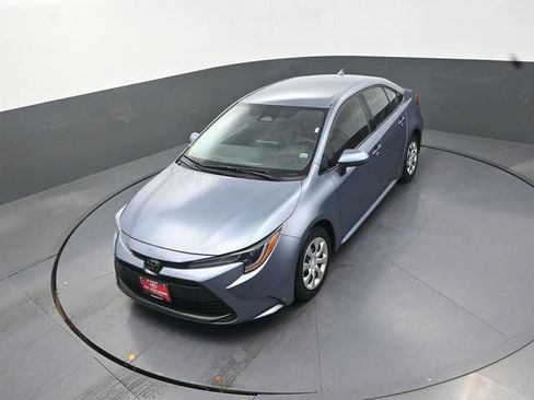 Used 2024 Toyota Corolla LE FWD image 25