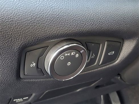 Used 2019 Lincoln Continental Reserve image 16