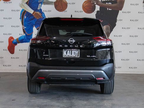 Used 2023 Nissan Rogue SL w/ SL Premium Package image 24