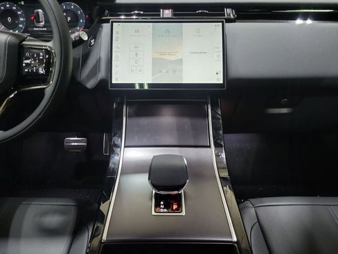 New 2026 Land Rover Range Rover Velar Dynamic SE image 26