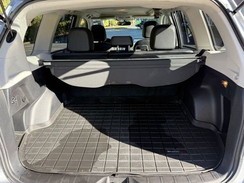 Used 2014 Subaru Forester 2.5i Limited image 21