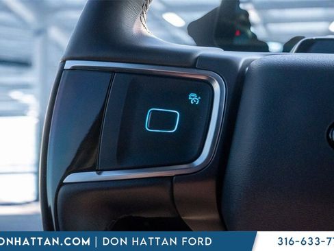 Used 2025 Ford Expedition Tremor image 11