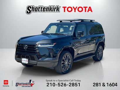 Used 2026 Lexus GX 550 w/ Accessory Package (31)
