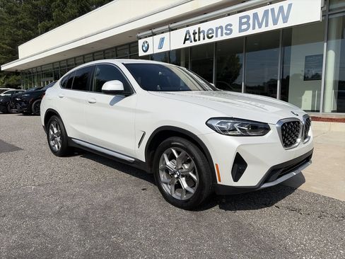 Used 2025 BMW X4 xDrive30i AWD/4WD image 2