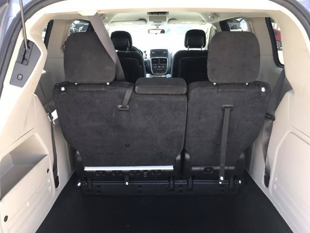 Used 2016 Dodge Grand Caravan SXT FWD image 8