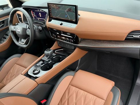 New 2026 Nissan Rogue Platinum AWD/4WD image 14