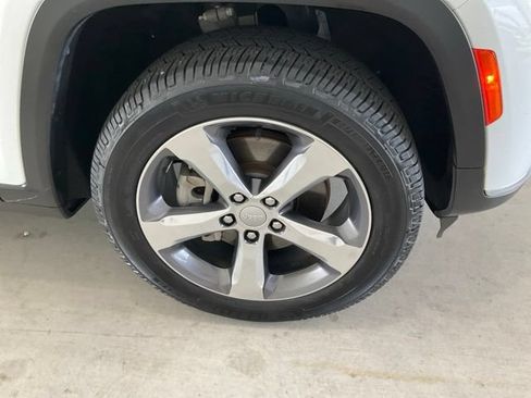 Used 2021 Jeep Grand Cherokee L Limited RWD image 29