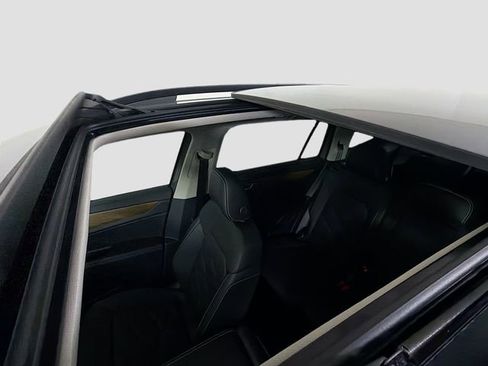New 2026 Volkswagen Atlas SE FWD image 14