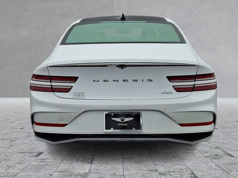 Certified 2025 Genesis G80 2.5T Advanced image 9