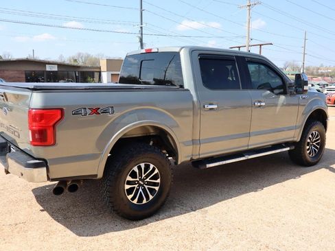 Used 2019 Ford F150 Lariat image 5