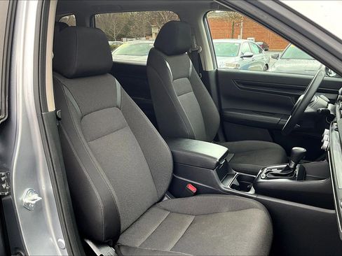 Used 2023 Honda CR-V EX image 7