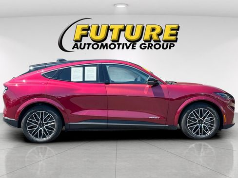 Certified 2025 Ford Mustang Mach-E Premium RWD image 2