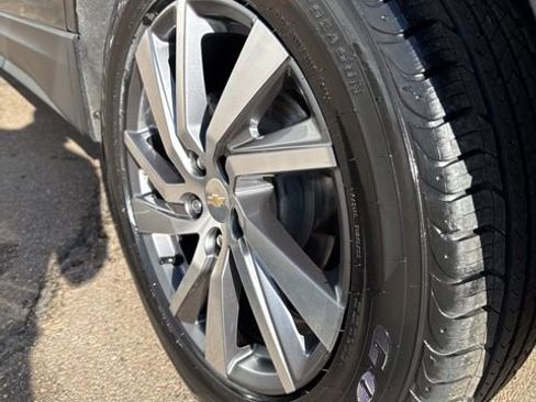 Certified 2023 Chevrolet Equinox LT AWD/4WD image 6
