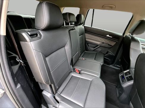 Used 2023 Volkswagen Atlas SE FWD image 17
