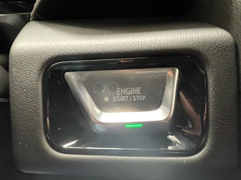 New 2026 GMC Yukon XL Denali image 33