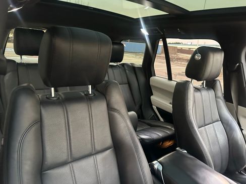 Used 2017 Land Rover Range Rover Supercharged image 35