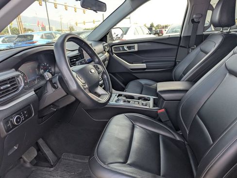 Used 2023 Ford Explorer XLT w/ Equipment Group 202A AWD/4WD image 26