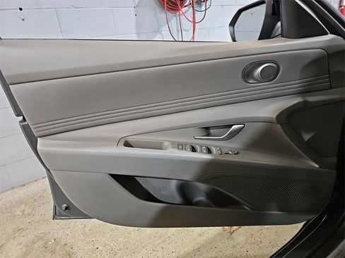 New 2025 Hyundai Elantra Sport image 25