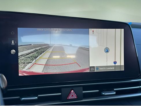 New 2025 Hyundai Elantra SEL image 16