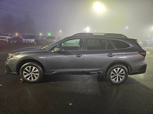 Used 2020 Subaru Outback Premium w/ Popular Package #1 image 3
