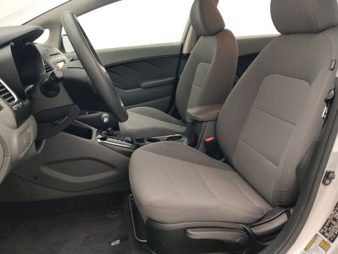 Used 2018 Kia Forte LX w/ LX Rear Camera Package FWD image 17