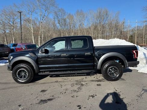 Certified 2018 Ford F150 Raptor w/ Equipment Group 801A Mid image 3
