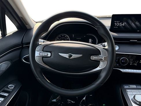 Used 2025 Genesis GV70 2.5T image 12