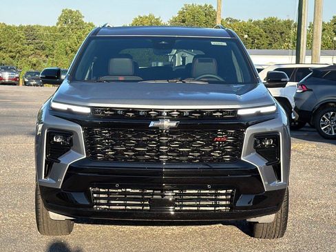 New 2027 Chevrolet Traverse RS FWD image 2