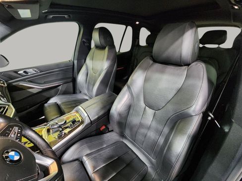 Used 2019 BMW X5 xDrive40i w/ Premium Package 2 AWD/4WD image 13