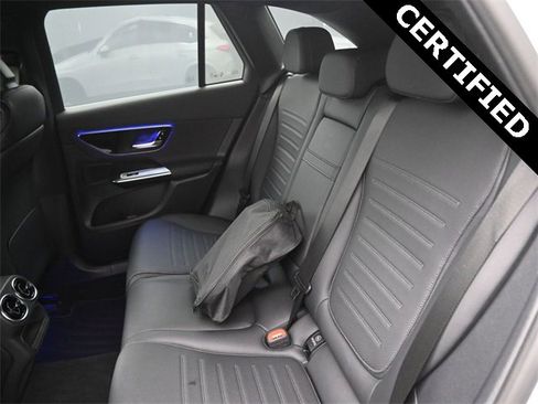 Used 2025 Mercedes-Benz GLC 350e 4MATIC image 12