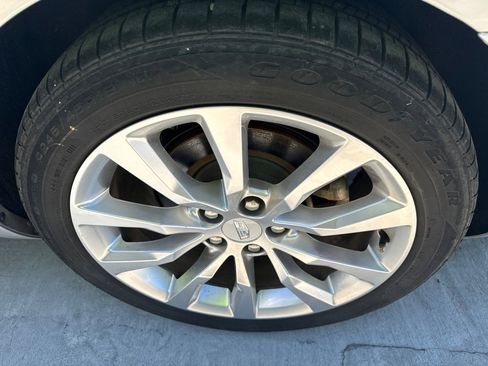 Used 2016 Cadillac XTS Luxury w/ Driver Awareness Package FWD image 9