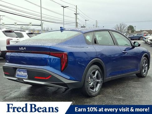 New 2025 Kia K4 LXS image 4