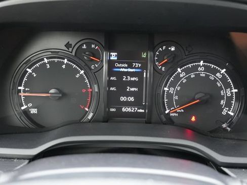 Used 2023 Toyota 4Runner SR5 Premium w/ Moonroof Package RWD image 32