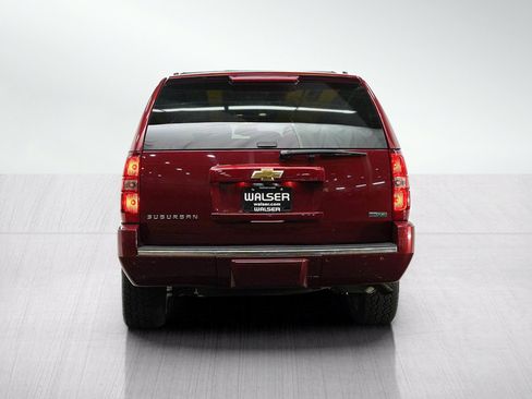 Used 2011 Chevrolet Suburban LTZ AWD/4WD image 4