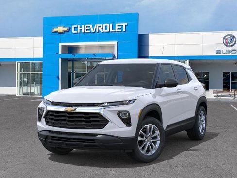 New 2026 Chevrolet TrailBlazer LS w/ LS Convenience Package FWD image 28