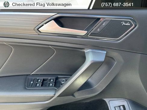 Used 2022 Volkswagen Tiguan SEL R-Line AWD/4WD image 14