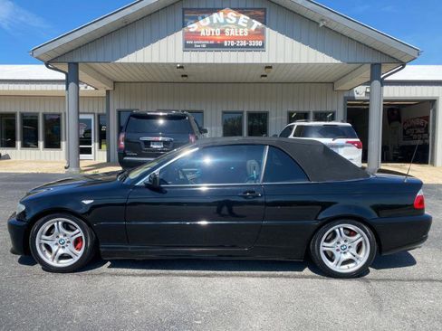 Used 2004 BMW 330Ci Convertible image 2