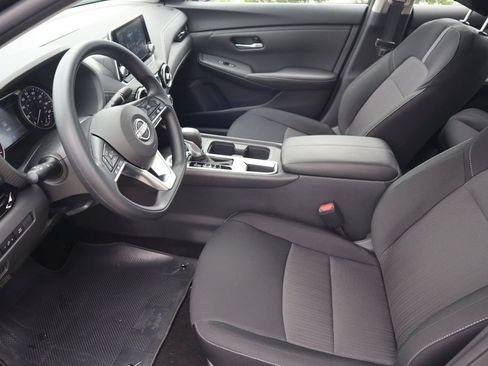 Certified 2025 Nissan Sentra SV FWD image 28