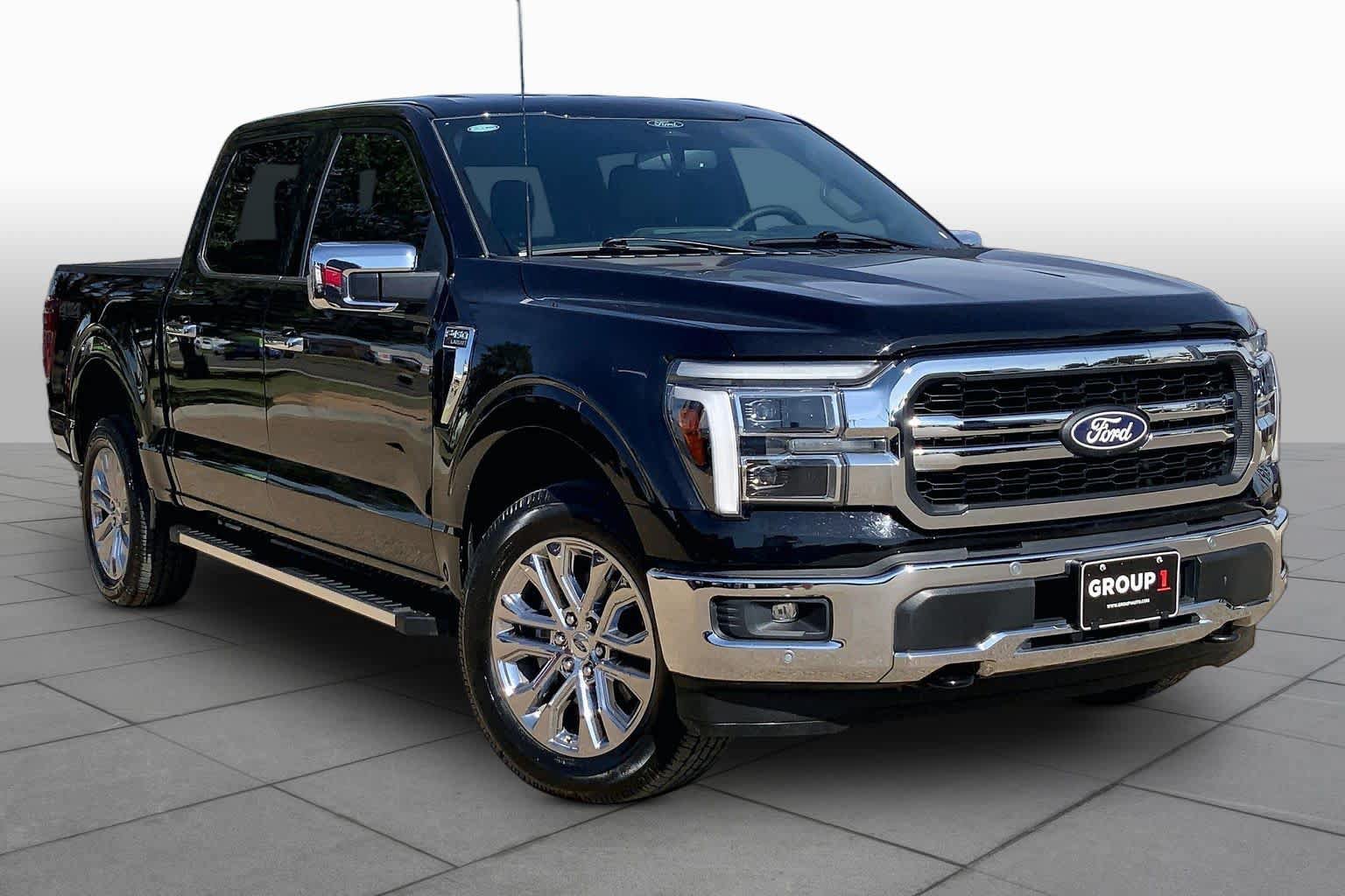 Used 2025 Ford F150 Lariat w/ Equipment Group 501A Mid AWD/4WD image 3