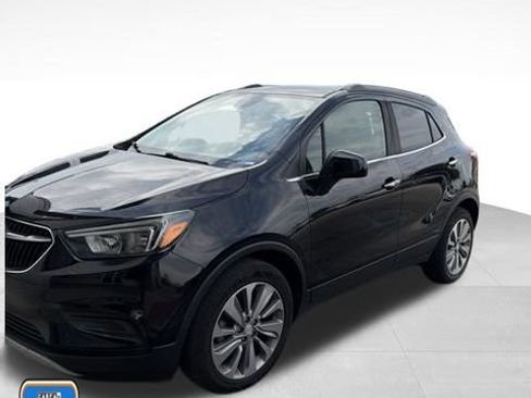 Used 2020 Buick Encore Preferred FWD image 1