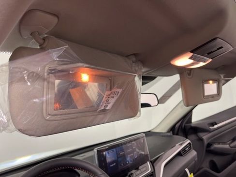 New 2025 Nissan Altima 2.5 SR w/ SR Premium Package image 38