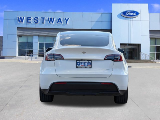 Used 2025 Tesla Model Y Long Range AWD/4WD image 4