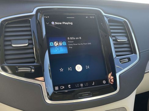 Certified 2023 Volvo XC90 T8 Ultimate w/ Lounge Package image 31