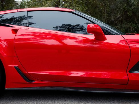 Used 2016 Chevrolet Corvette Z06 w/ 3LZ Preferred Equipment Group image 61