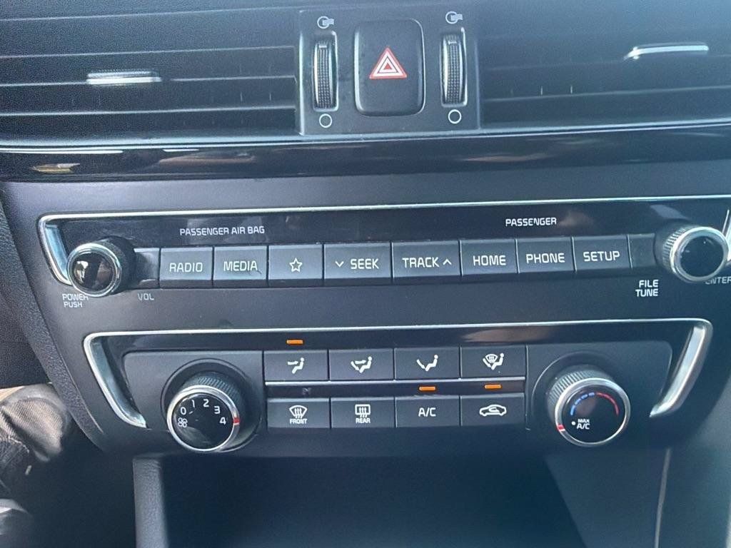 Used 2020 Kia Optima LX FWD image 23